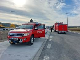 Kilkanaście zastępów straży, policja i helikopter na obwodnicy Niemodlina
