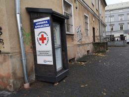 W Opolu ponownie stanęła lodówka społeczna. Nie wyrzucajmy - podzielmy się