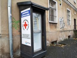 W Opolu ponownie stanęła lodówka społeczna. Nie wyrzucajmy - podzielmy się