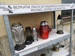 "Zniczodzielnia" przyjęła się również na cmentarzu w Opolu