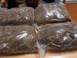 30 kg tytoniu mieszkaniec powiatu opolskiego trzymał na balkonie i w piwnicy