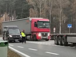 Policja trzy godziny kontrolowała kierowców. Zatrzymano 10 nietrzeźwych