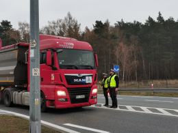 Policja trzy godziny kontrolowała kierowców. Zatrzymano 10 nietrzeźwych