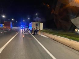Pożar ciężarówki na zjeździe z A4