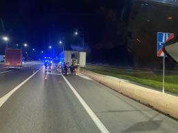 Pożar ciężarówki na zjeździe z A4