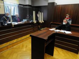 22-latek sprzedawał narkotyki, a za długi groził utratą życia. Stanął przed sądem