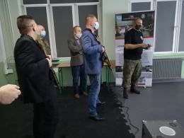 Mimo, że wirtualna to uczniowie nauczą się na niej prawdziwego strzelania