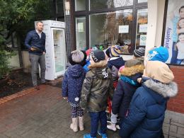 Pod Talentownią stanęła "Lodówka skarbów"