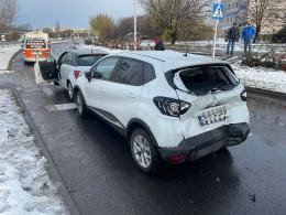Zderzenie dwóch osobówek i autobusu w Opolu