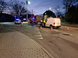 Zderzenie pojazdów na skrzyżowaniu Grudzickiej i Tysiąclecia w Opolu