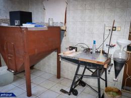 Fabryka amfetaminy. Chemik zatrzymany przez policję