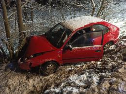 Kędzierzyn-Koźle: Samochód osobowy wypadł z drogi
