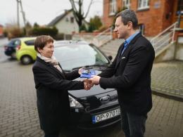 Hospicjum Betania otrzymało nowy samochód. Pomoże w obsłudze podopiecznych