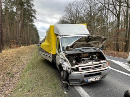 Kolizja pojazdów w Dąbrowie