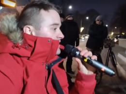 "Dość bezprawia policji" - protest pod KWP w Opolu. Policjanci komentują wydarzenie