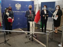 Wojewoda: Historyczna obniżka podatków, wyższe świadczenia dla milionów Polaków = Polski Ład