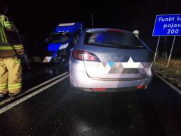 Doprowadził do czołowego zderzenia i uciekł. Pijany 30-latek trafił w ręce policjantów