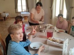 Caritas Diecezji Opolskiej przyjął 218 sierot z Ukrainy. Potrzebna jest pomoc żywnościowa