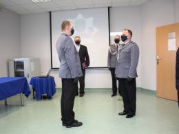 Dziesięciu nowych policjantów ślubowało na sztandar w Opolu