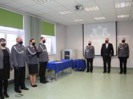 Dziesięciu nowych policjantów ślubowało na sztandar w Opolu