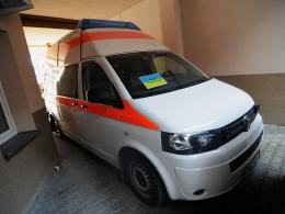 Kolejna karetka jedzie na Ukrainę. Odebrał ją osobiście starosta kałuski