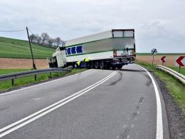 Tragiczny wypadek na trasie Prudnik-Głogówek. Nie żyje jedna osoba