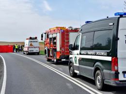 Tragiczny wypadek na trasie Prudnik-Głogówek. Nie żyje jedna osoba