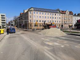 Przypominamy o zamkniętym skrzyżowaniu przy centrum Opole Główne. Patrzmy na znaki!