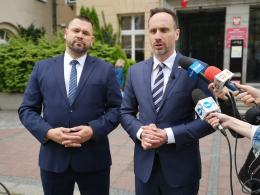 Konflikt w WiK. Janusz Kowalski chce natychmiastowego odwołania Sebastiana Paronia