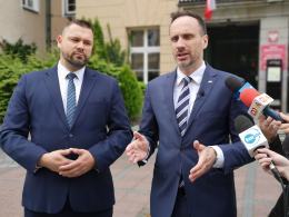Konflikt w WiK. Janusz Kowalski chce natychmiastowego odwołania Sebastiana Paronia