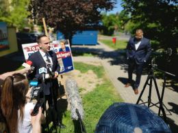 Paweł Tanajno zakłócił konferencję posła Kowalskiego. Afera pod TBS na Hallera
