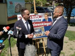 Paweł Tanajno zakłócił konferencję posła Kowalskiego. Afera pod TBS na Hallera