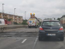 Utrudnienia na estakadzie nad rondem w centrum miasta