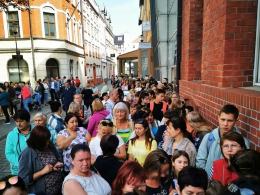 Caritas w Opolu zmienia formę pomocy uchodźcom. Rozdano bony Sodexo