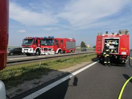 Samochód osobowy spłonął na autostradzie A4