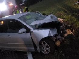 Straciła panowanie nad pojazdem i uderzyła w przydrożne drzewo