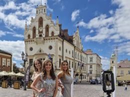 Fotobudka 360 - wynajem na imprezy. HIT 2022/2023!