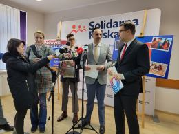 Janusz Kowalski prześwietla prezydenckie "Czas na Opole"