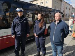 Kierowcy MZK i policjanci apelują o większy szacunek i ostrożność na drodze