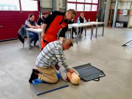 Kontrolerzy biletów MZK szkolą się z pierwszej pomocy. Wypadki zdarzają się często