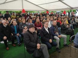 Jurek Owsiak w Opolu. Założyciel WOŚP odebrał odznakę "Za zasługi dla Miasta Opola"