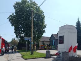 Kierujący suzuki wjechał w budynek na prywatnej posesji w Tułowicach