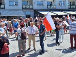 W proteście przeciwko polityce rządu wzięło udział kilkaset osób