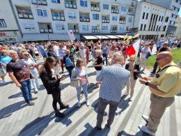 W proteście przeciwko polityce rządu wzięło udział kilkaset osób