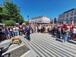 W proteście przeciwko polityce rządu wzięło udział kilkaset osób