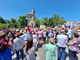 W proteście przeciwko polityce rządu wzięło udział kilkaset osób