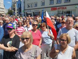 W proteście przeciwko polityce rządu wzięło udział kilkaset osób