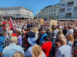 W proteście przeciwko polityce rządu wzięło udział kilkaset osób