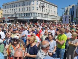 W proteście przeciwko polityce rządu wzięło udział kilkaset osób