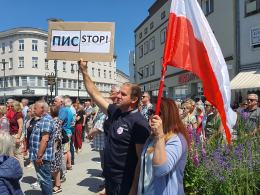 W proteście przeciwko polityce rządu wzięło udział kilkaset osób